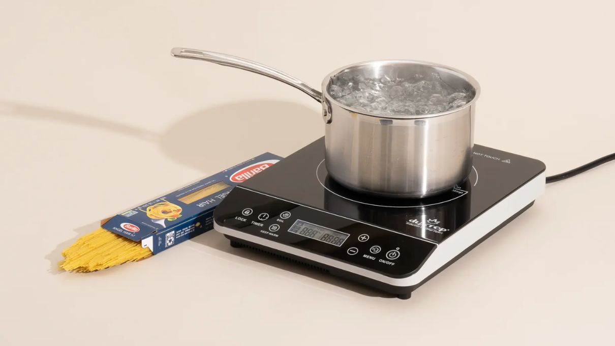 Best induction cooktop in India 2025